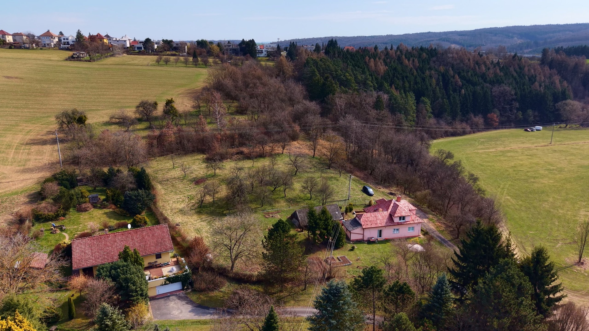 Prodej zasíťovaného stavebního pozemku , 1261 m2, Kostelec u Zlína, Zlín