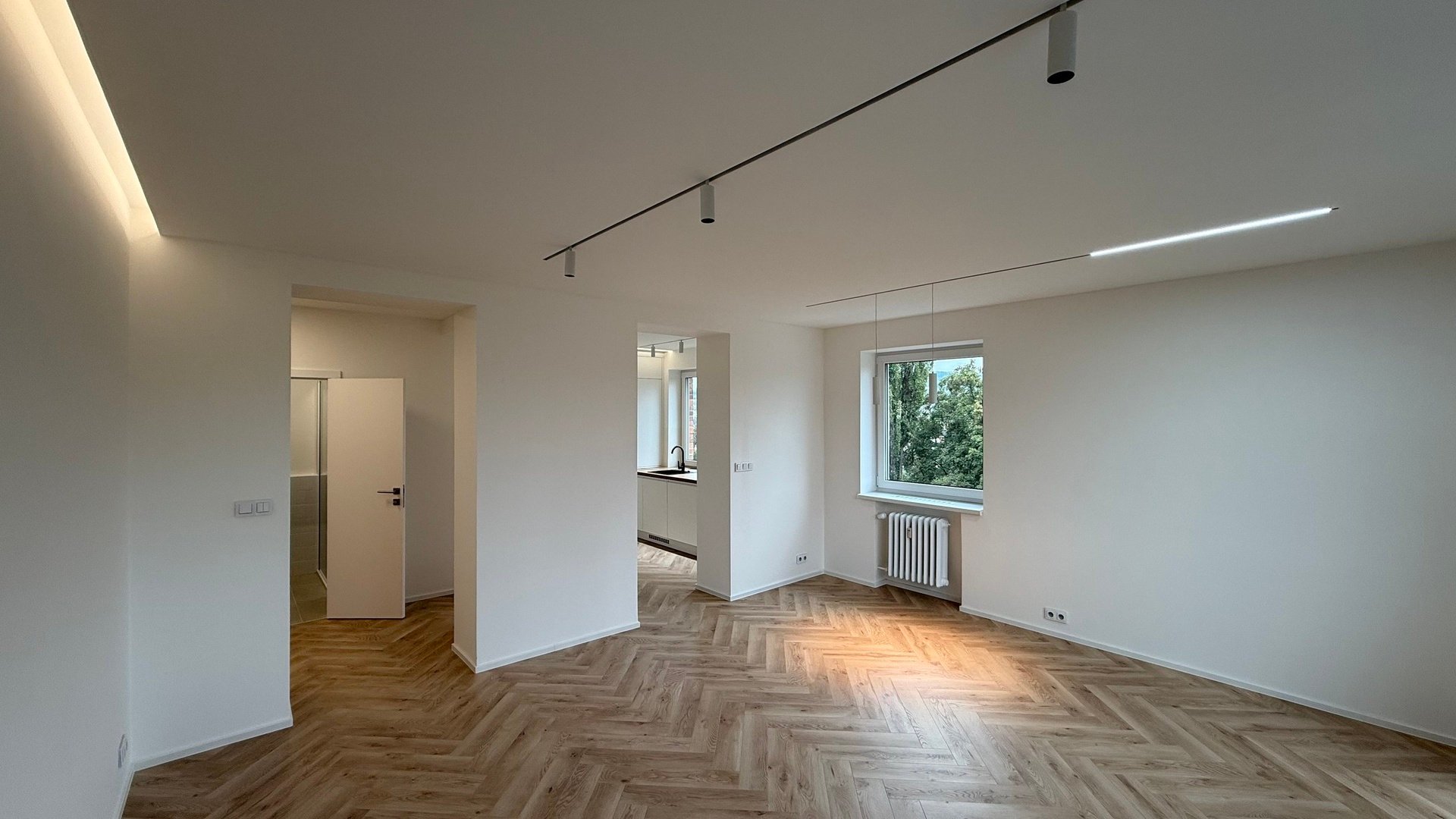 Pronájem nadčasového bytu 2+1, 62 m2, balkón , sklep, parkování, Věžové domy, Zlín