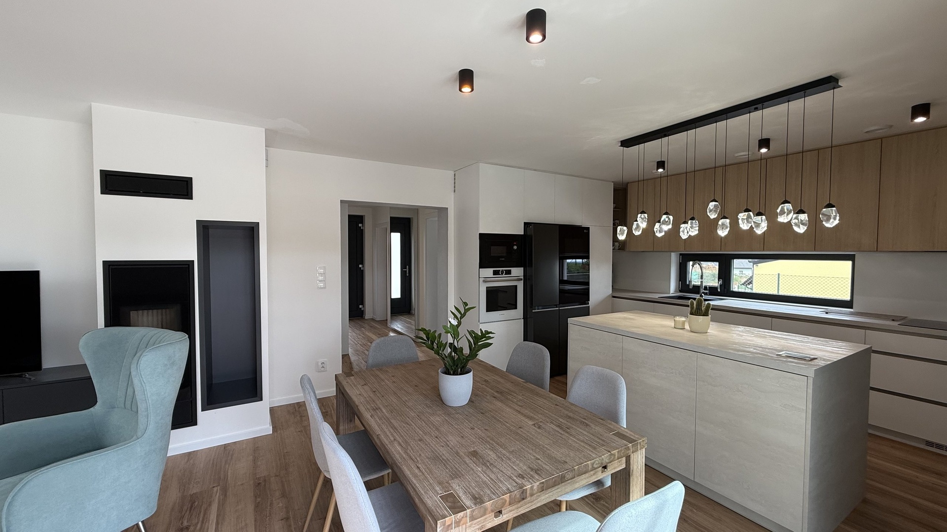 Prodej novostavby RD 5+kk,  124 m2, zahrada 719 m2, parkování, Panenské Břežany, Praha-východ
