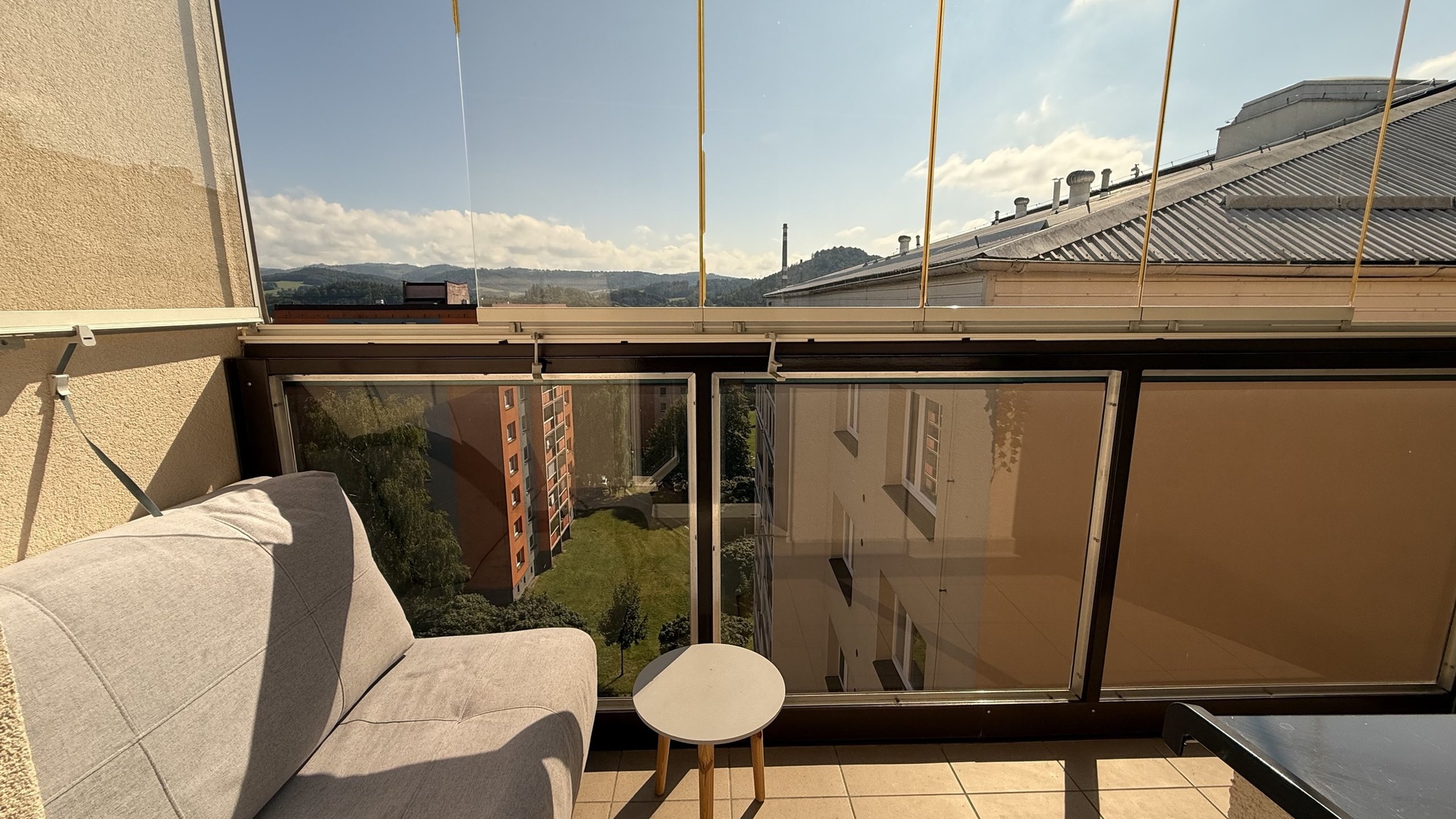 Pronájem bytu 1+kk, 28 m2, lodžie, sklep, parkování, Koryčanské Paseky, Rožnov pod Radhoštěm