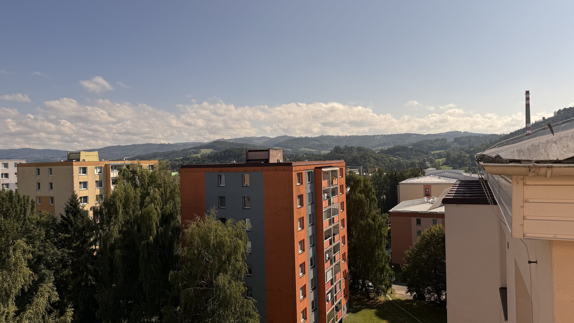 Pronájem bytu 1+kk, 28 m2, lodžie, sklep, parkování, Koryčanské Paseky, Rožnov pod Radhoštěm