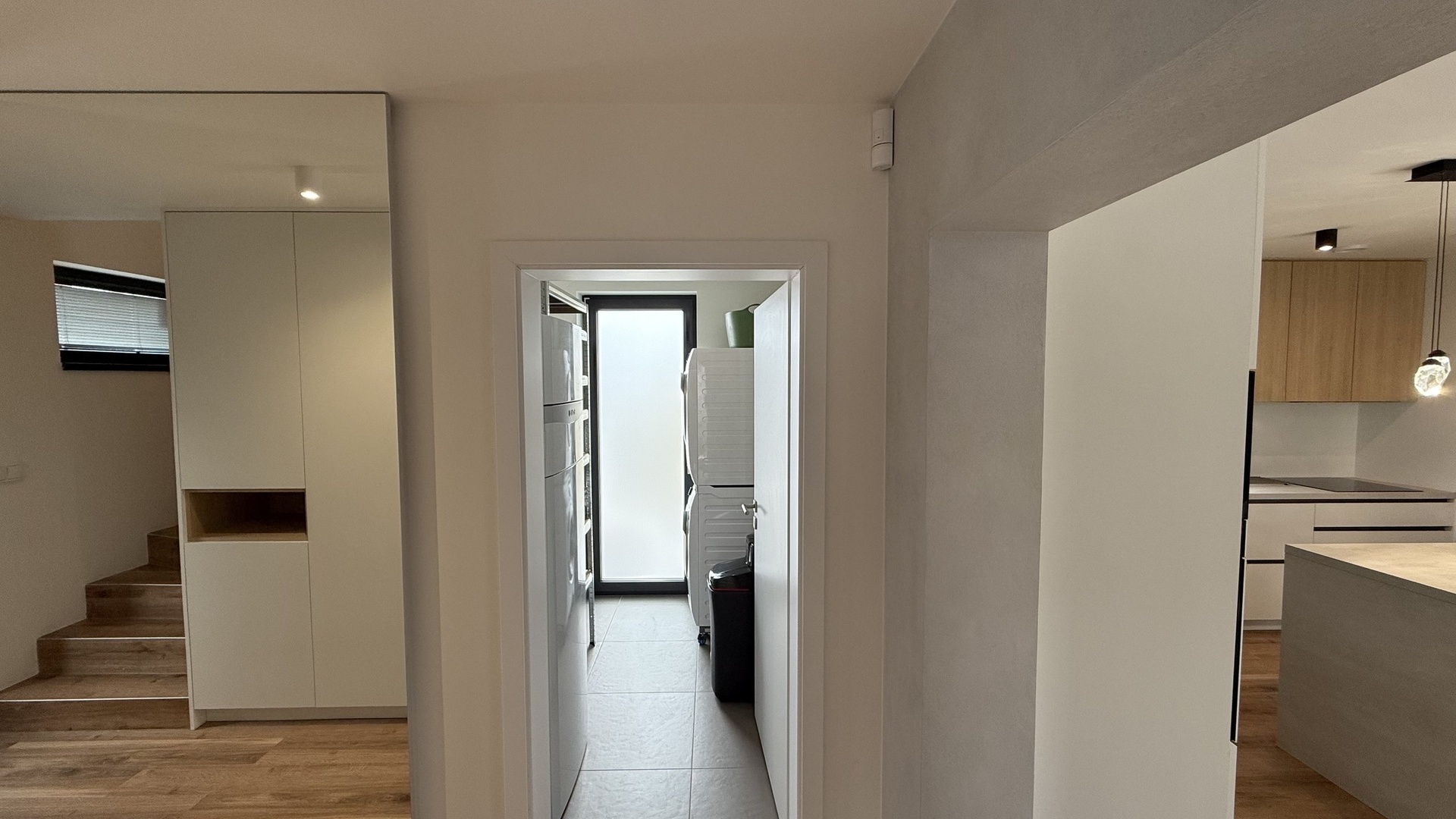 Prodej novostavby RD 5+kk,  184 m2, zahrada 719 m2, parkování, Panenské Břežany, Praha-východ