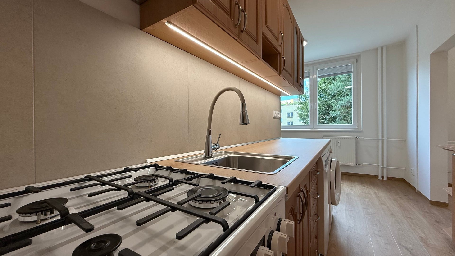 Eichner Pronájem zrekonstruovaného bytu 2+1, 56 m2, lodžie, sklep, Kúty, Zlín