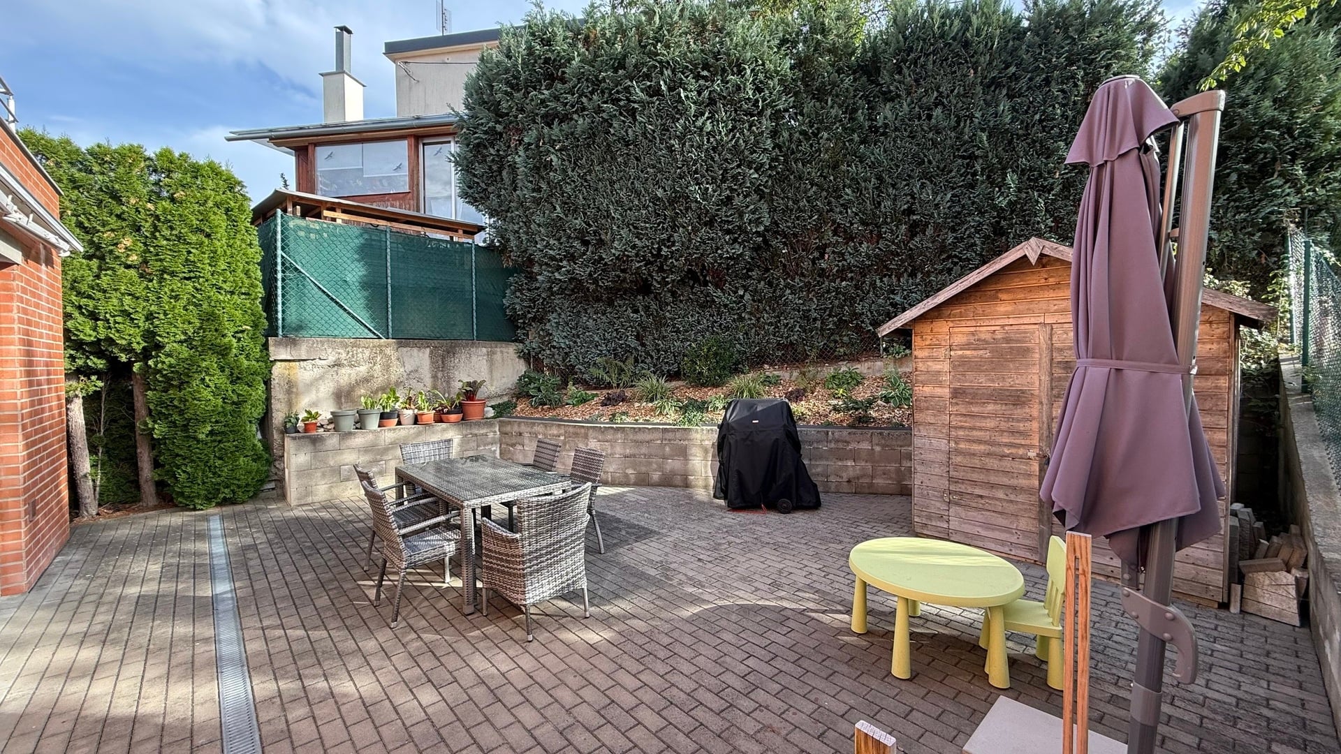 Prodej baťovského domku 4+kk, 109 m2, terasa, přístavba, sklep, parkovací stání, vlastní pozemek, Příkrá, Zlín