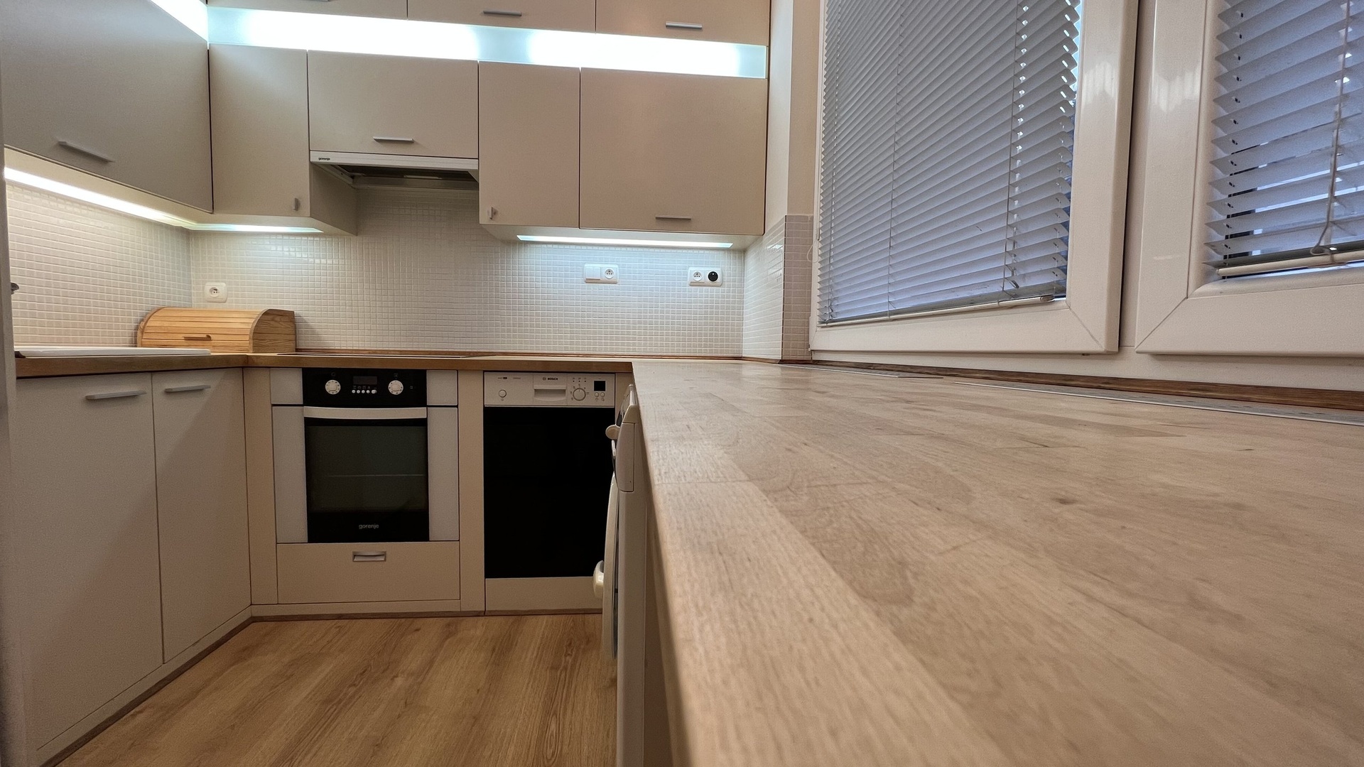 Pronájem bytu 1+1, 32 m2, garážové stání, sklep, Větrná Zlín