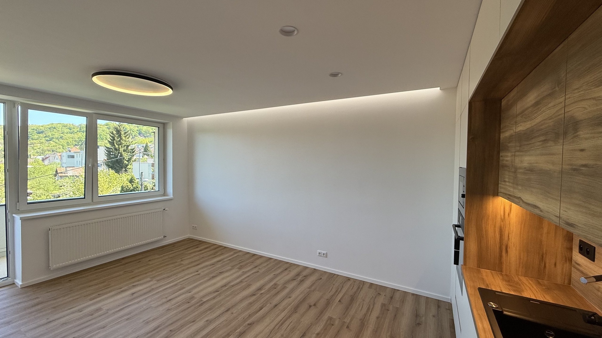 Prodej nového cihlového bytu 3+kk, 72 m2, 2x lodžie, sklep, garáž, Přílucká, Zlín