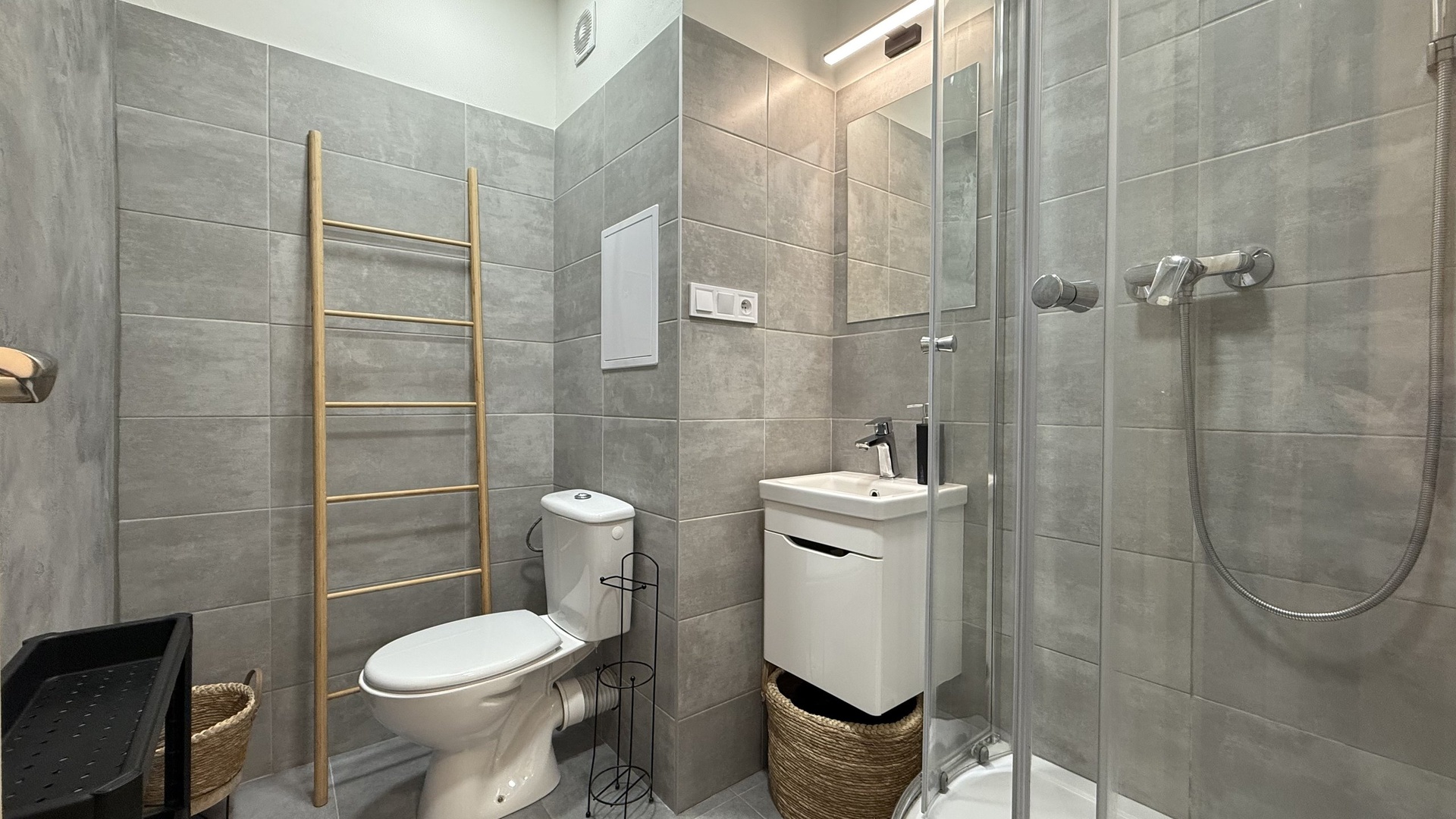 Pronájem bytu 1+kk, 28 m2, lodžie, sklep, parkování, Koryčanské Paseky, Rožnov pod Radhoštěm