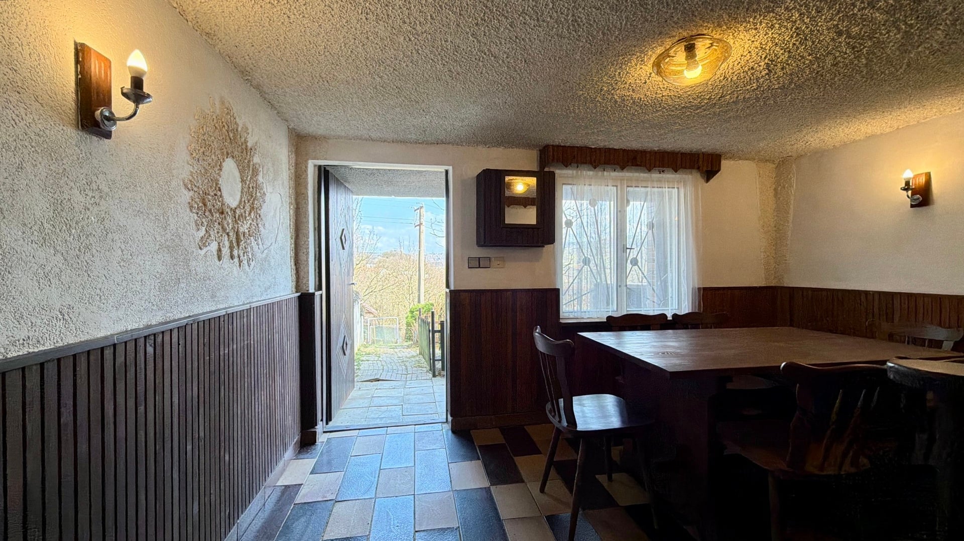 Prodej chaty 3+kk, 57 m², balkon, sklep, pergola, zahrada, Březnice u Zlína