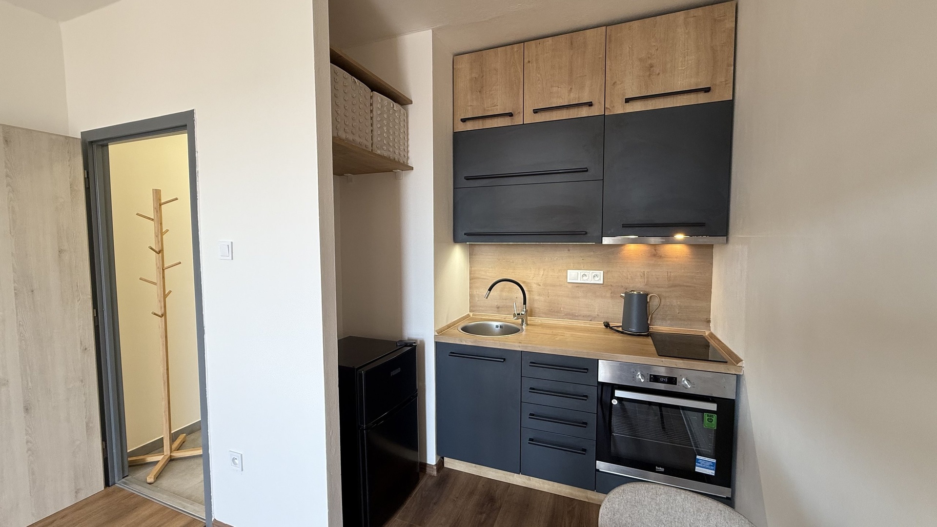 Pronájem bytu 1+kk, 28 m2, lodžie, sklep, parkování, Koryčanské Paseky, Rožnov pod Radhoštěm