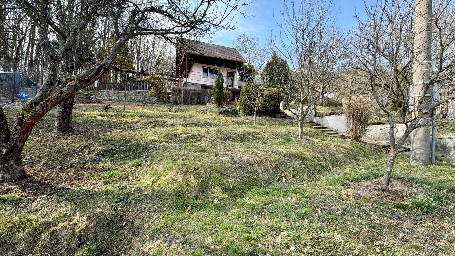 Prodej chaty 3+kk, 57 m², balkon, sklep, pergola, zahrada, Březnice u Zlína