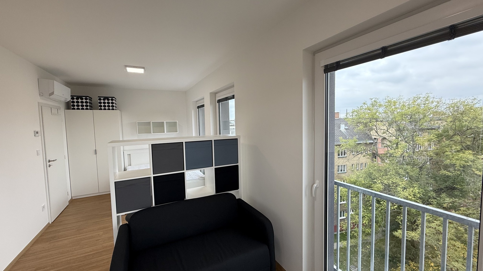 Pronájem nového bytu 1+kk, 32 m2, klimatizace, sklep, rezidence Čechova, Přerov