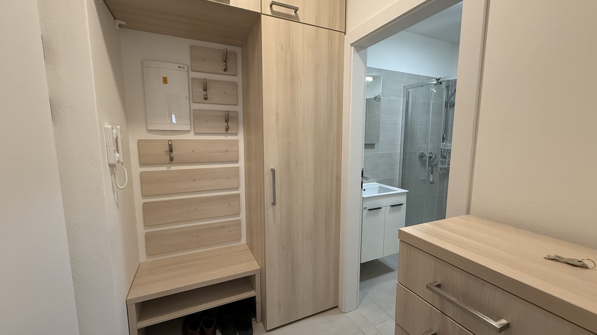 Pronájem bytu 2+kk, 30 m2, sklep, balkón, parkovací místo, Hřebíčkova, Zlín - Malenovice