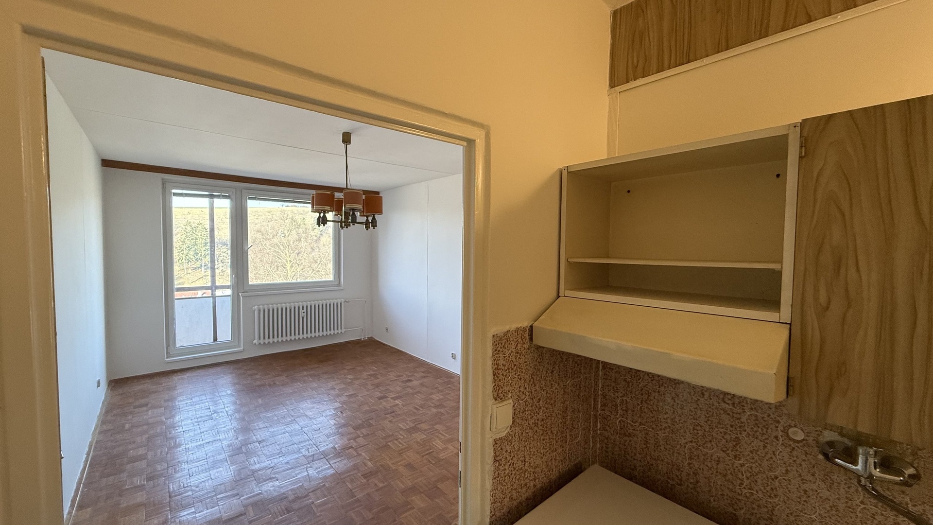 Prodej bytu 1+kk, 32 m2, balkón, sklep, Družstevní, Zlín