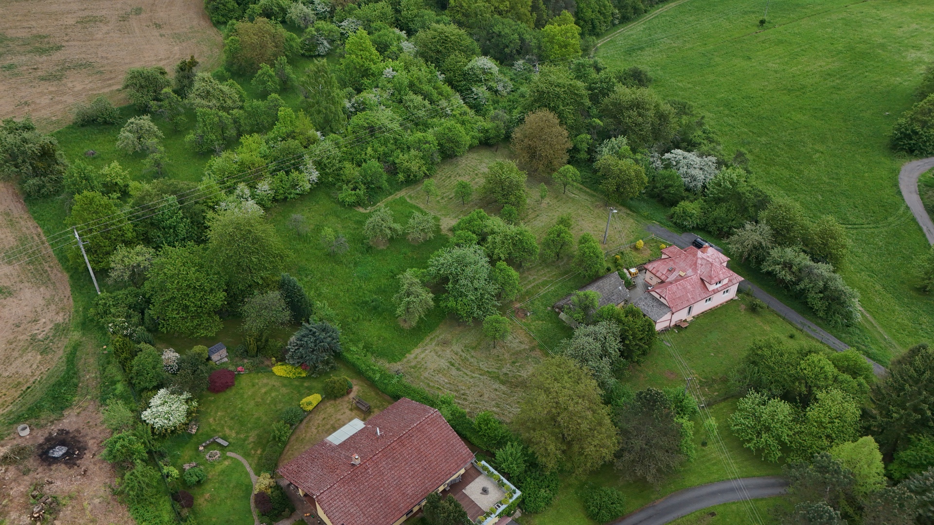 Prodej zasíťovaného stavebního pozemku , 2620 m2, Kostelec u Zlína, Zlín