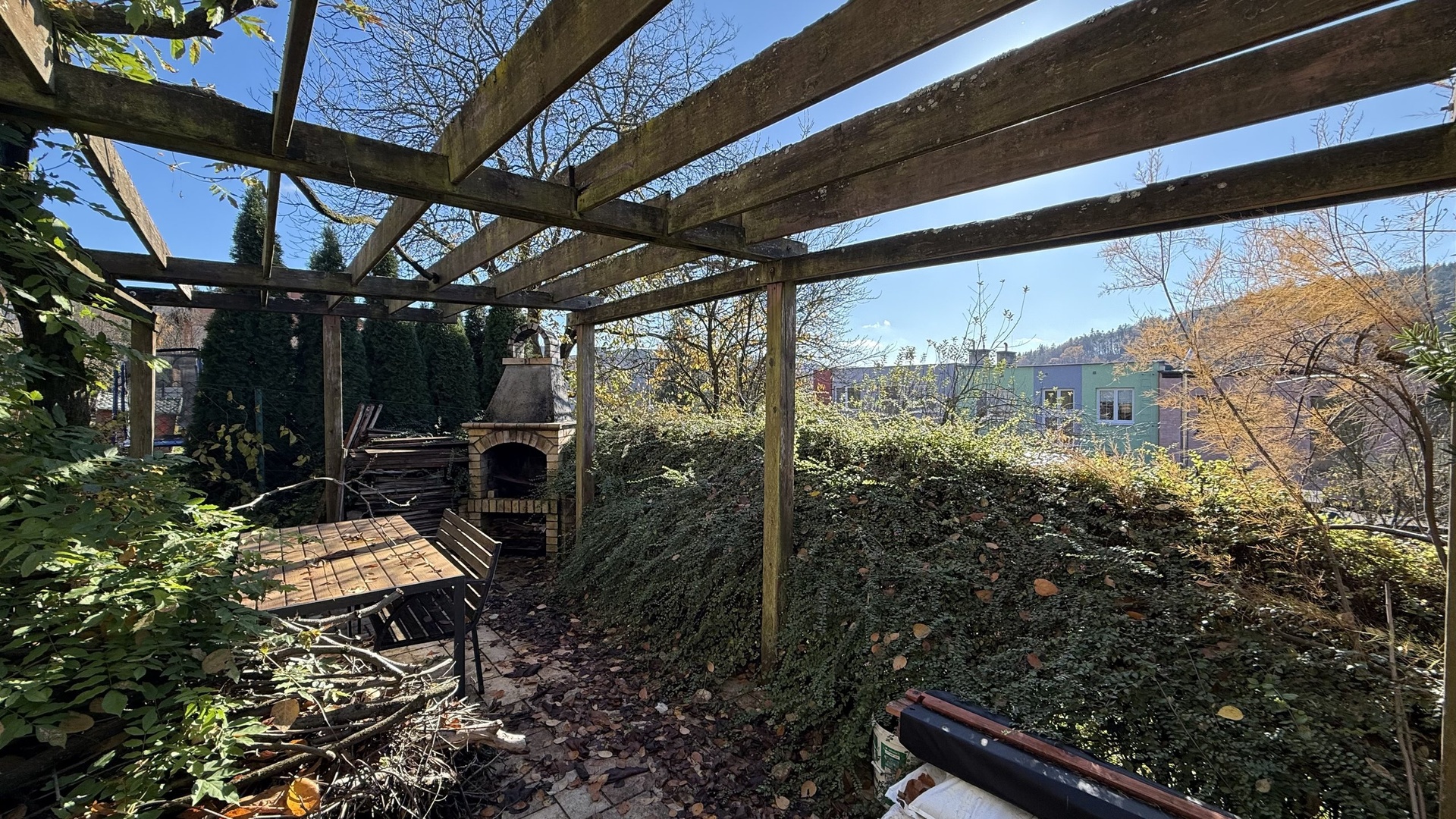 Prodej RD 6+kk, 235 m2, Nivy II, Pozlovice, zahrada, garáž, 2x parkovací místo, Luhačovice