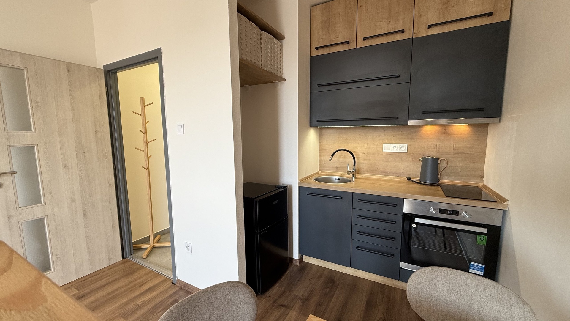 Pronájem bytu 1+kk, 28 m2, lodžie, sklep, parkování, Koryčanské Paseky, Rožnov pod Radhoštěm