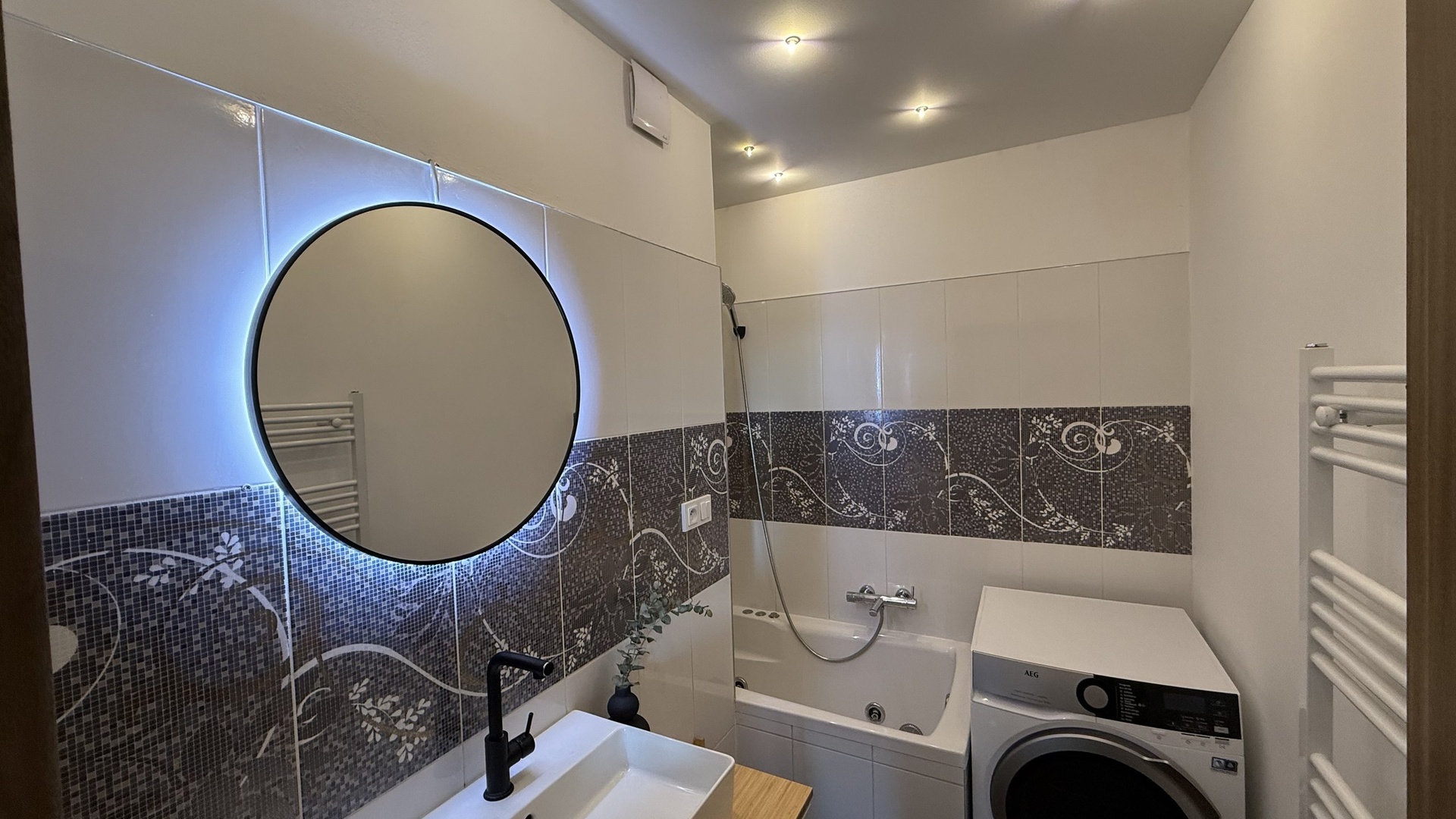 Prodej moderního bytu 3+kk, 67m2, lodžie, sklep, Gutova, Praha 10 Strašnice