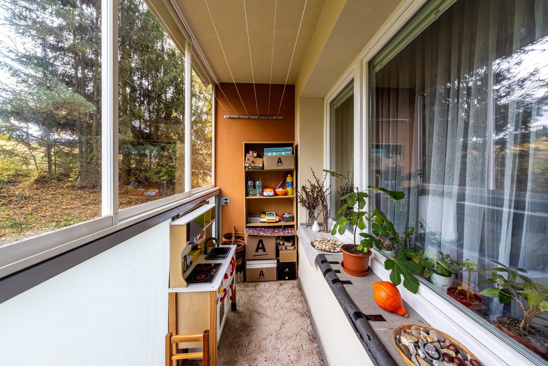 Prodej bytu 3+1, 70m2, 1.NP, lodžie, sklep, Moravská ul., Jižní Svahy, Zlín