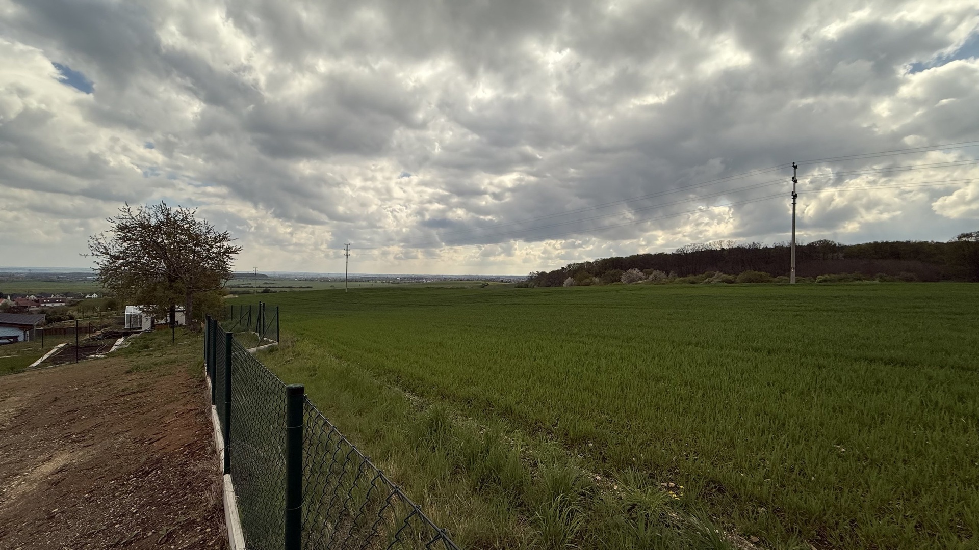 Prodej novostavby RD 5+kk, 184 m2, zahrada 719 m2, parkování, Panenské Břežany, Praha-východ