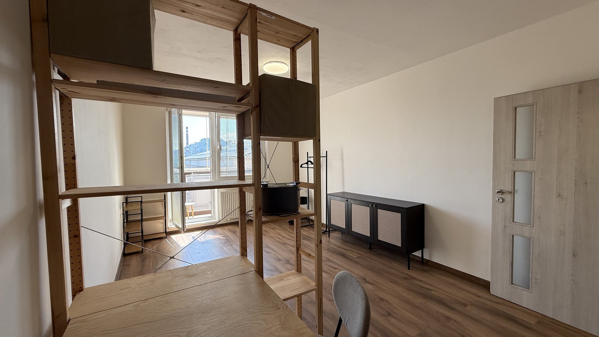 Pronájem bytu 1+kk, 28 m2, lodžie, sklep, parkování, Koryčanské Paseky, Rožnov pod Radhoštěm