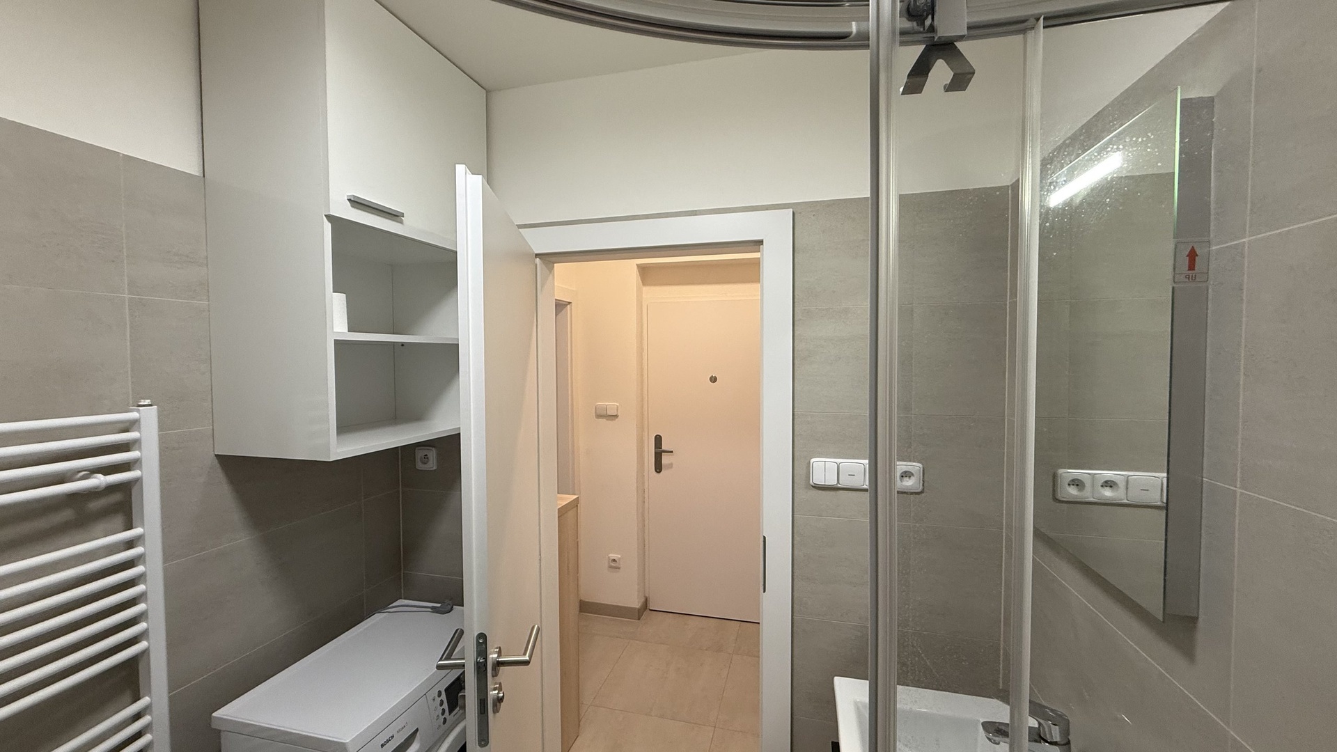 Pronájem bytu 2+kk, 32 m2, sklep, balkón, parkovací místo, Hřebíčkova, Zlín - Malenovice