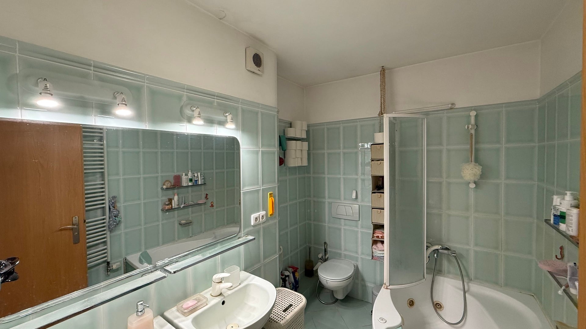 Prodej RD 6+kk, 235 m2, Nivy II, Pozlovice, zahrada, garáž, 2x parkovací místo, Luhačovice