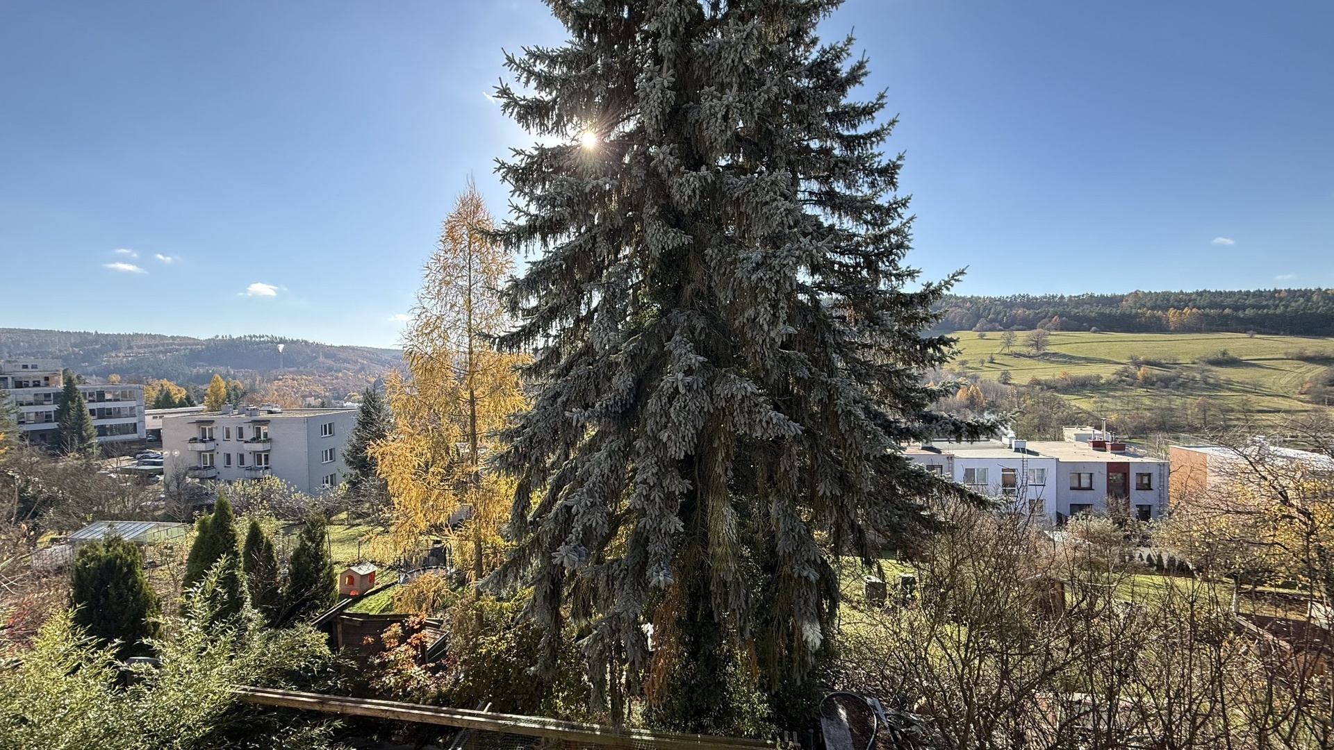 Prodej RD 6+kk, 235 m2, Nivy II, Pozlovice, zahrada, garáž, 2x parkovací místo, Luhačovice