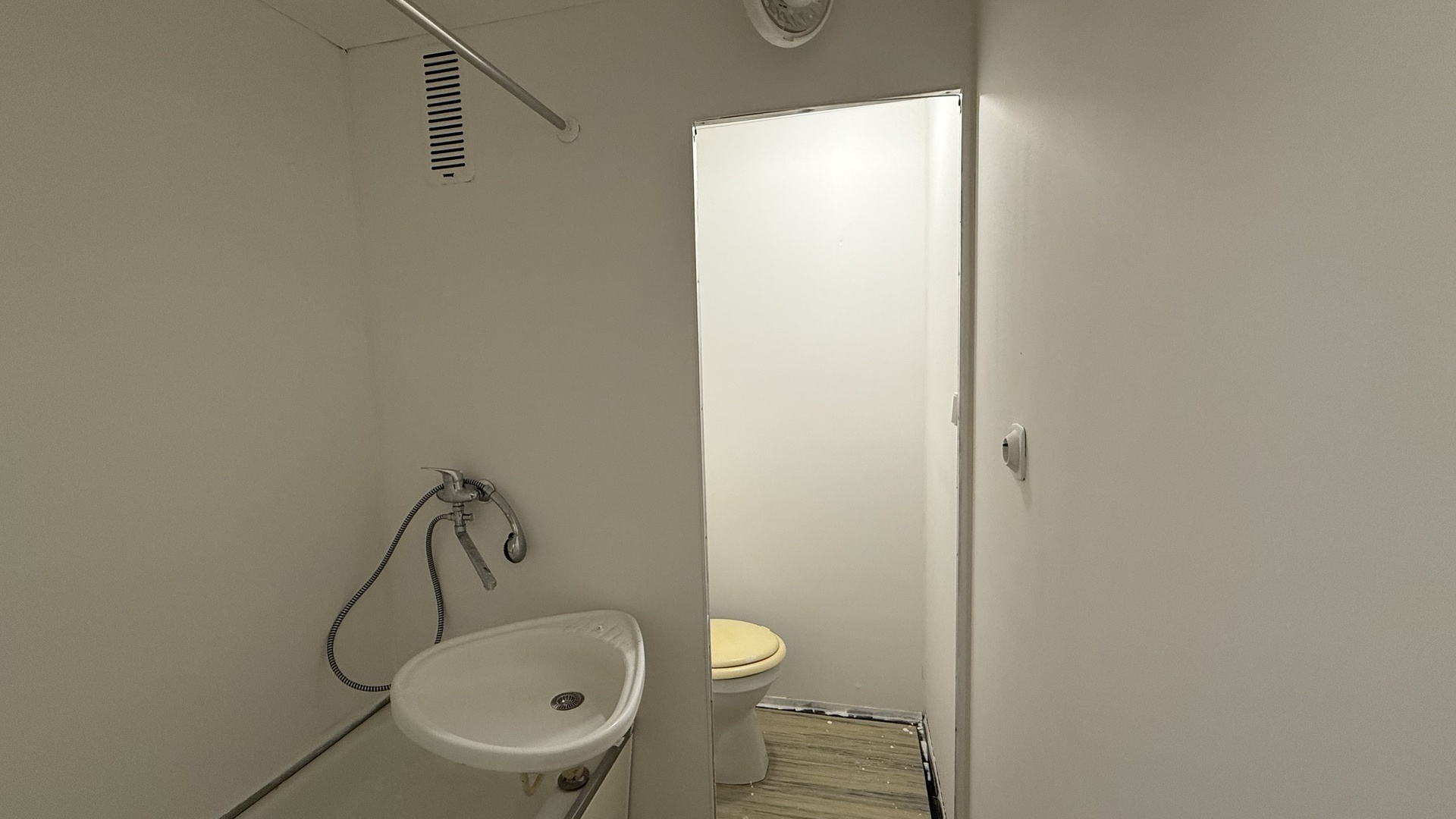 Prodej bytu 1+kk, 32 m2, balkón, sklep, Družstevní, Zlín