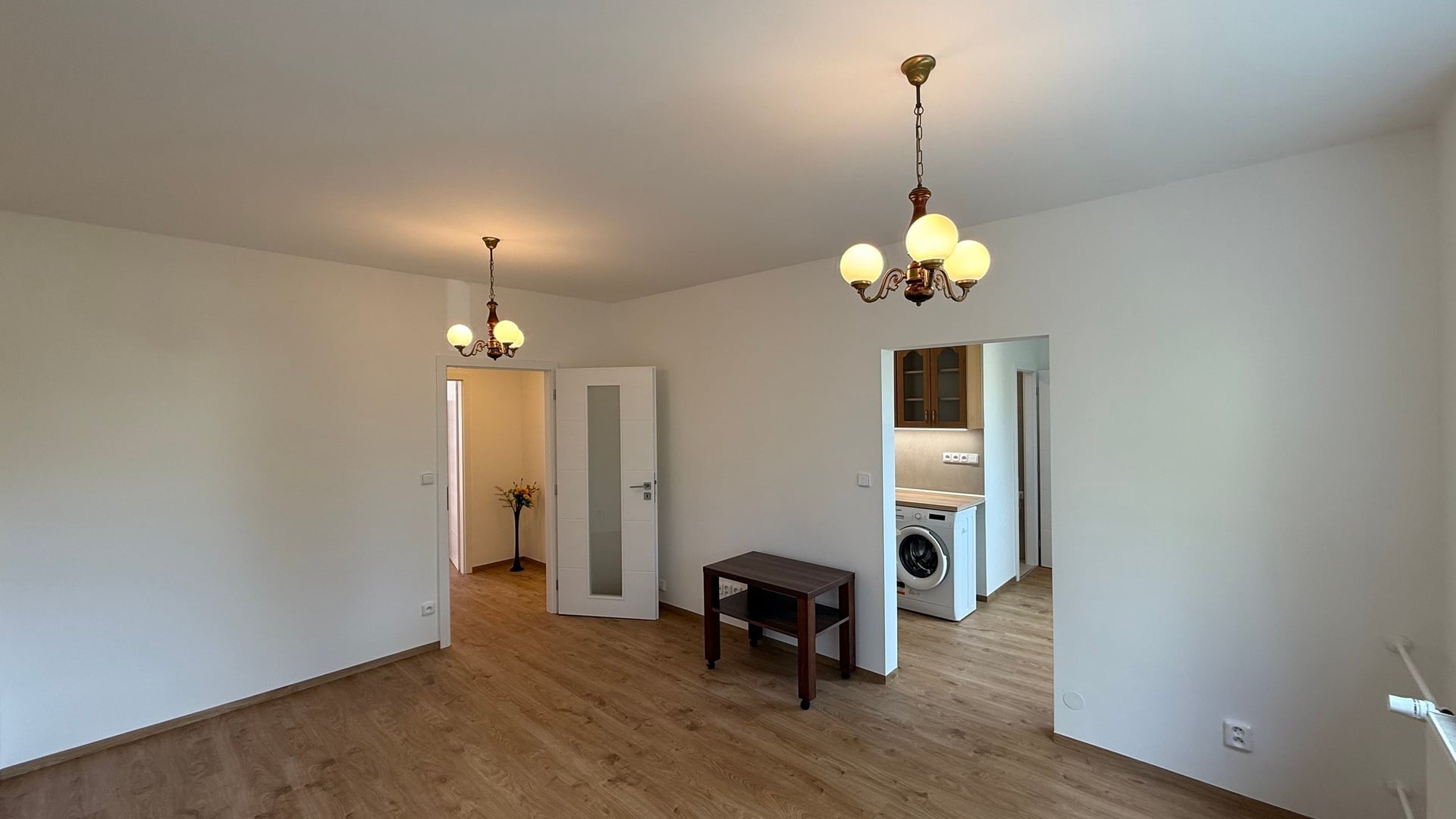 Pronájem zrekonstruovaného bytu 2+1, 56 m2, lodžie, sklep, Kúty, Zlín