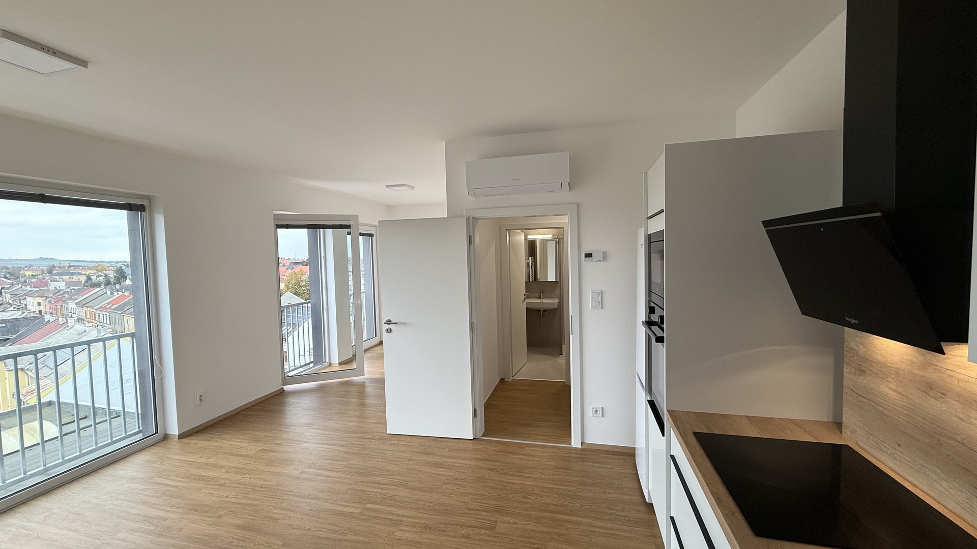 Eichner Pronájem nového bytu 1+kk, 36 m2, klimatizace, sklep, rezidence Čechova, Přerov