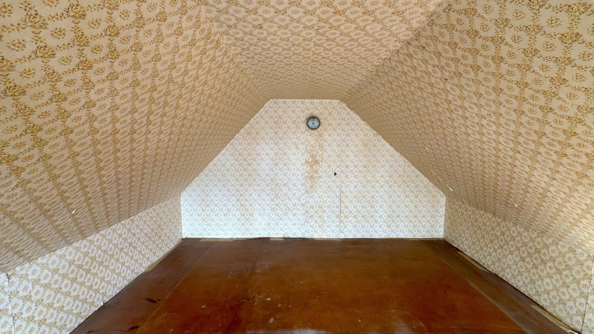 Prodej chaty 3+kk, 57 m², balkon, sklep, pergola, zahrada, Březnice u Zlína