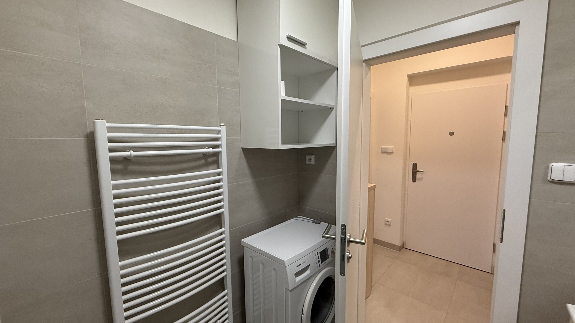 Pronájem bytu 2+kk, 30 m2, sklep, balkón, parkovací místo, Hřebíčkova, Zlín - Malenovice