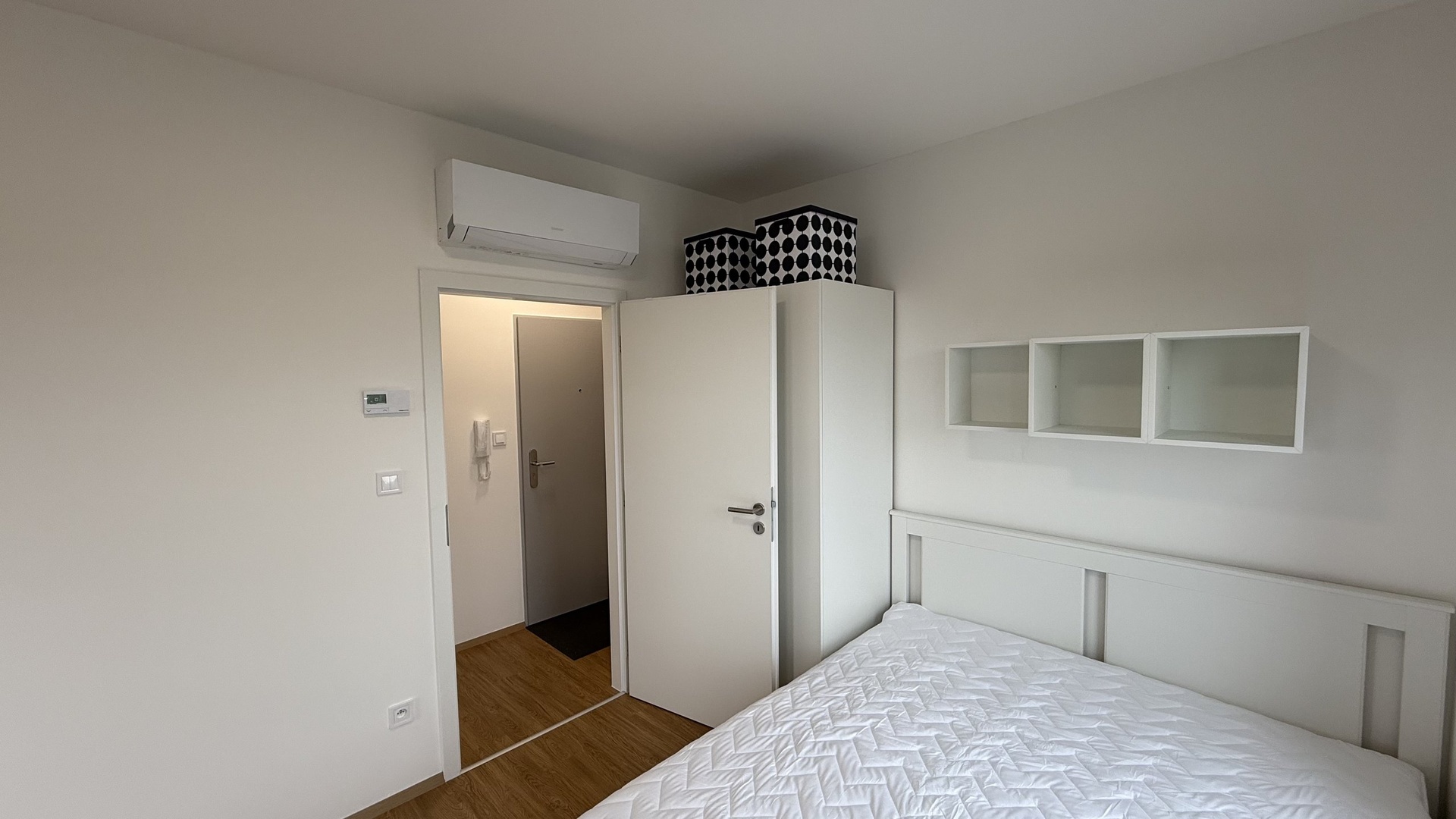 Pronájem nového bytu 1+kk, 32 m2, klimatizace, sklep, rezidence Čechova, Přerov