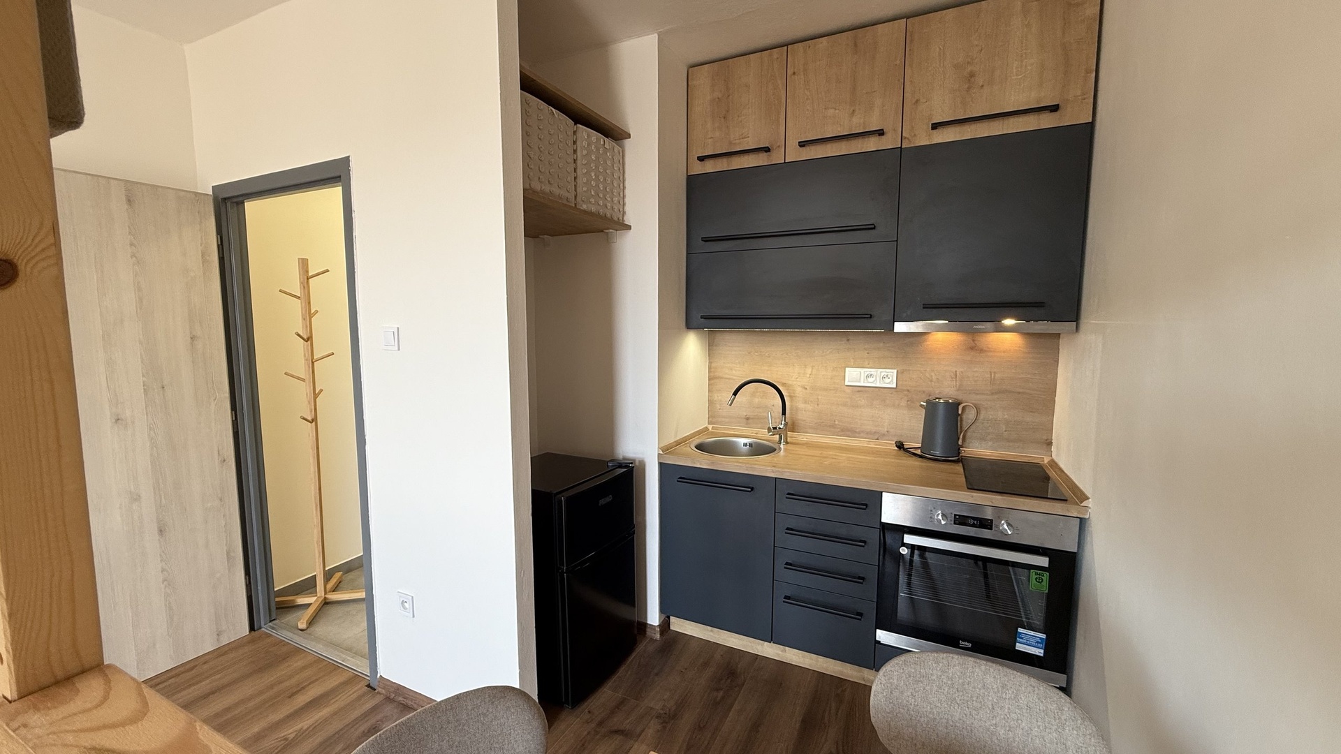 Pronájem bytu 1+kk, 28 m2, lodžie, sklep, parkování, Koryčanské Paseky, Rožnov pod Radhoštěm