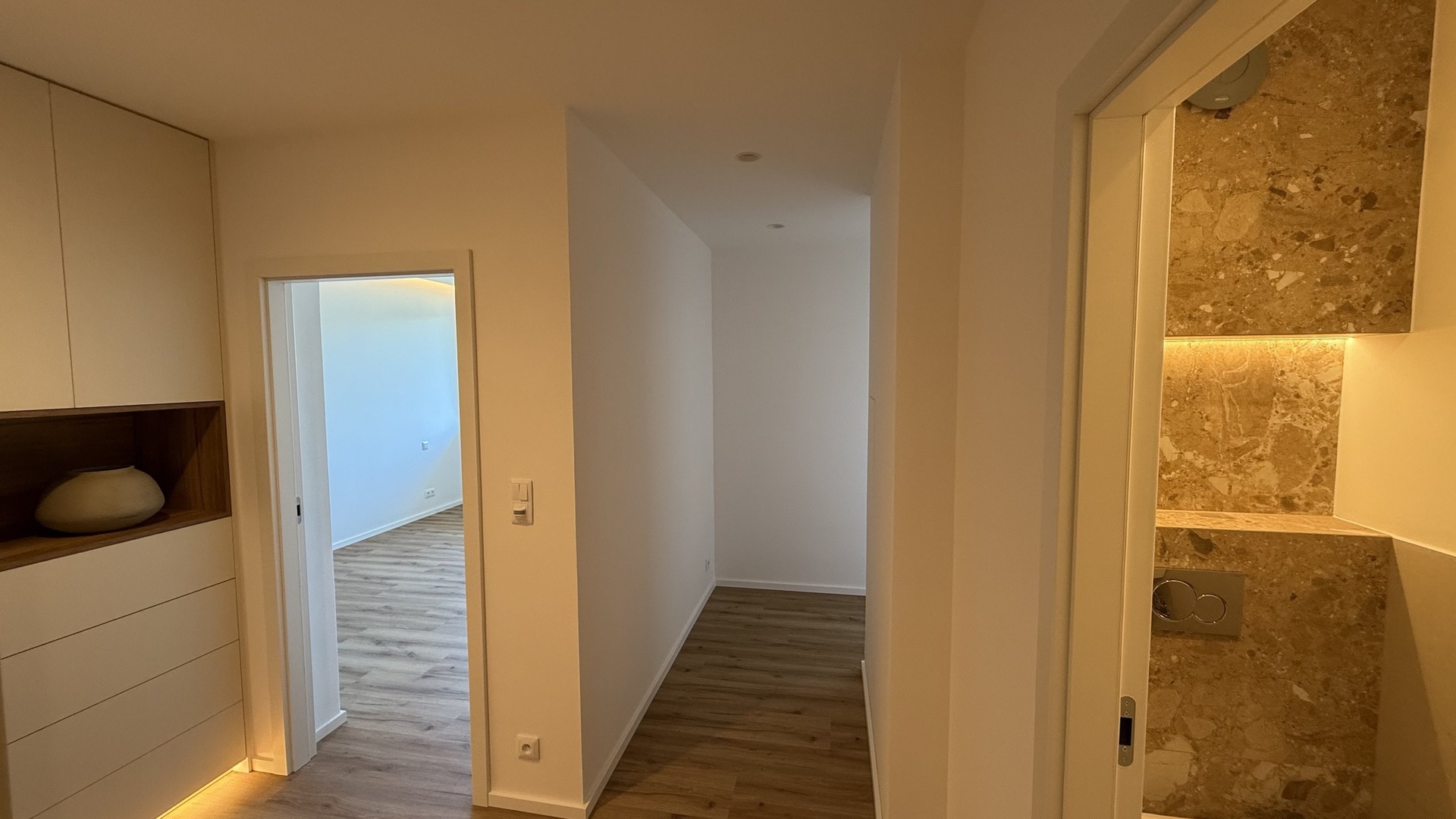 Prodej nového cihlového bytu 3+kk, 72 m2, 2x lodžie, sklep, garáž, Přílucká, Zlín