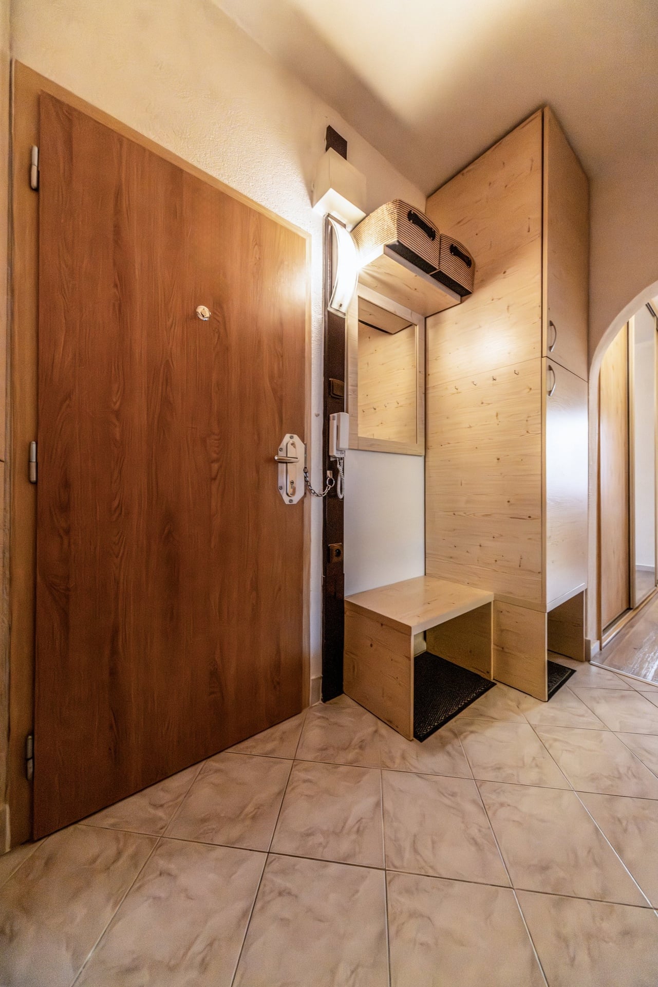 Prodej bytu 3+1, 70 m2, 1.NP, lodžie, sklep, Moravská, Jížní Svahy, Zlín